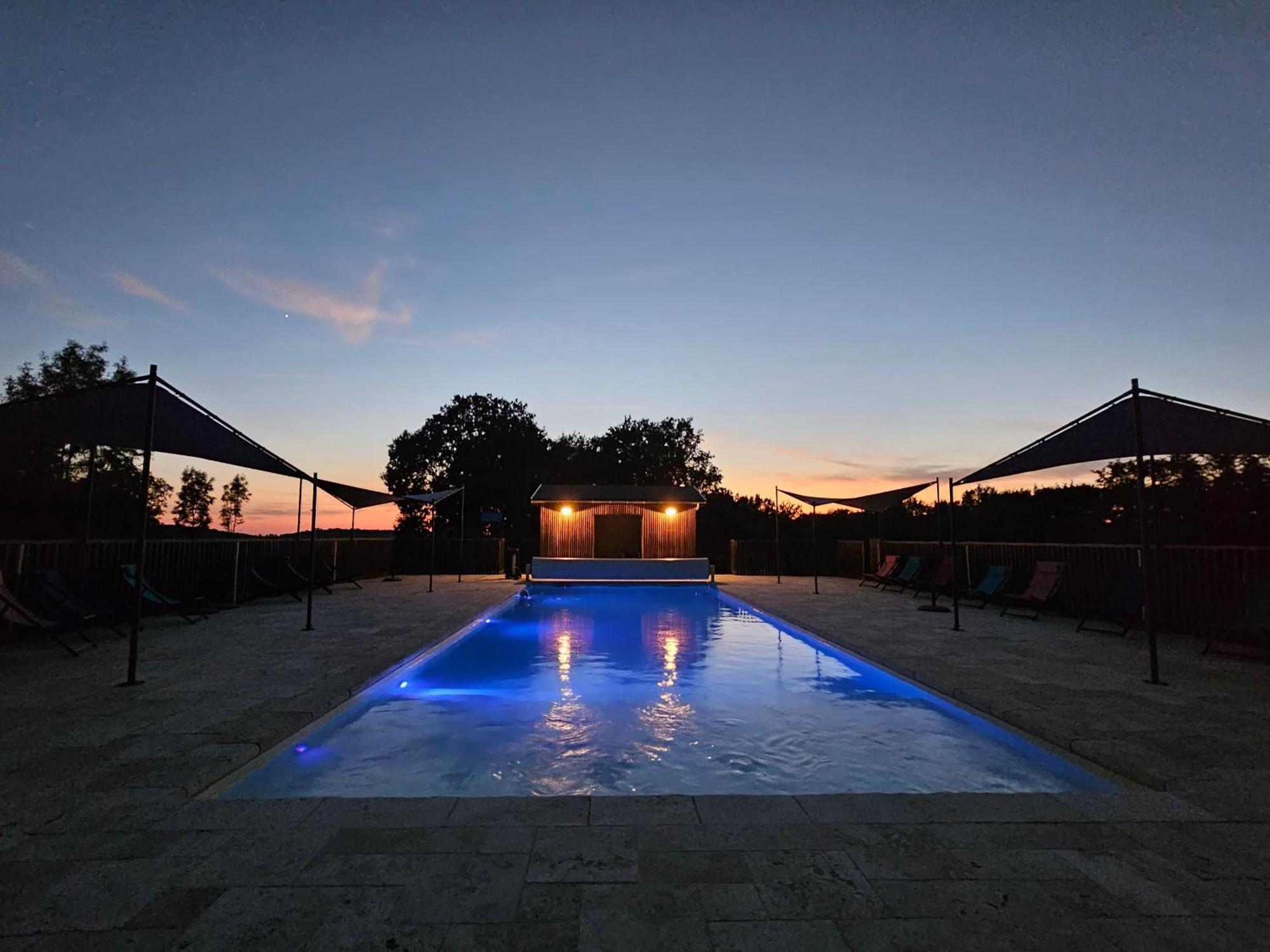 Gites Du Domaine De La Gauderie Sanilhac  ภายนอก รูปภาพ